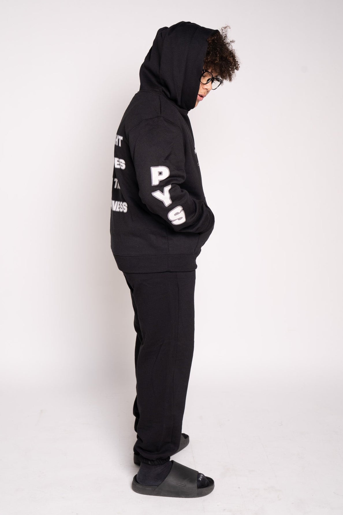 Be The Light Heavyweight Sweatpants - Black